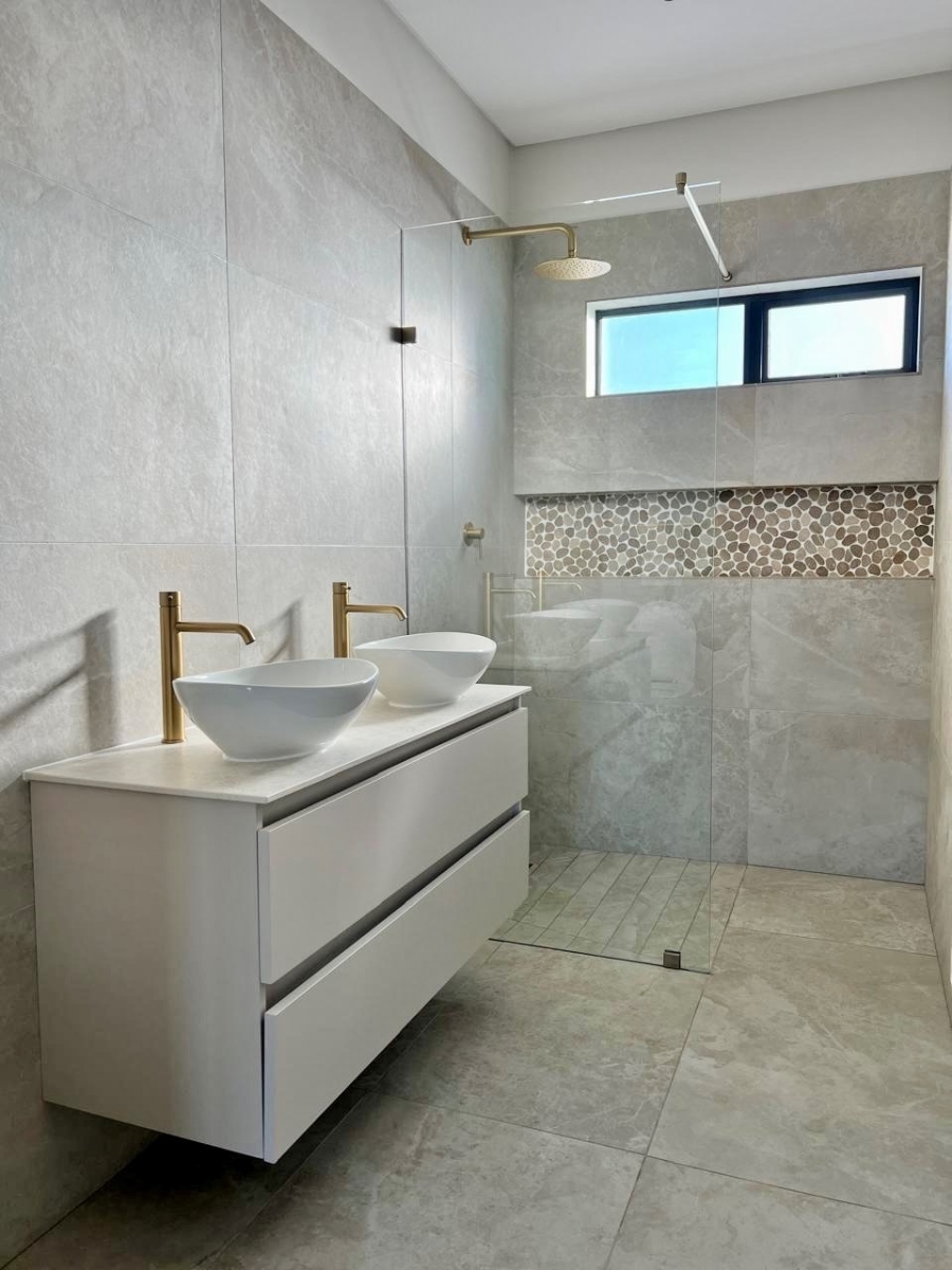 4 Bedroom Property for Sale in Sandown Western Cape